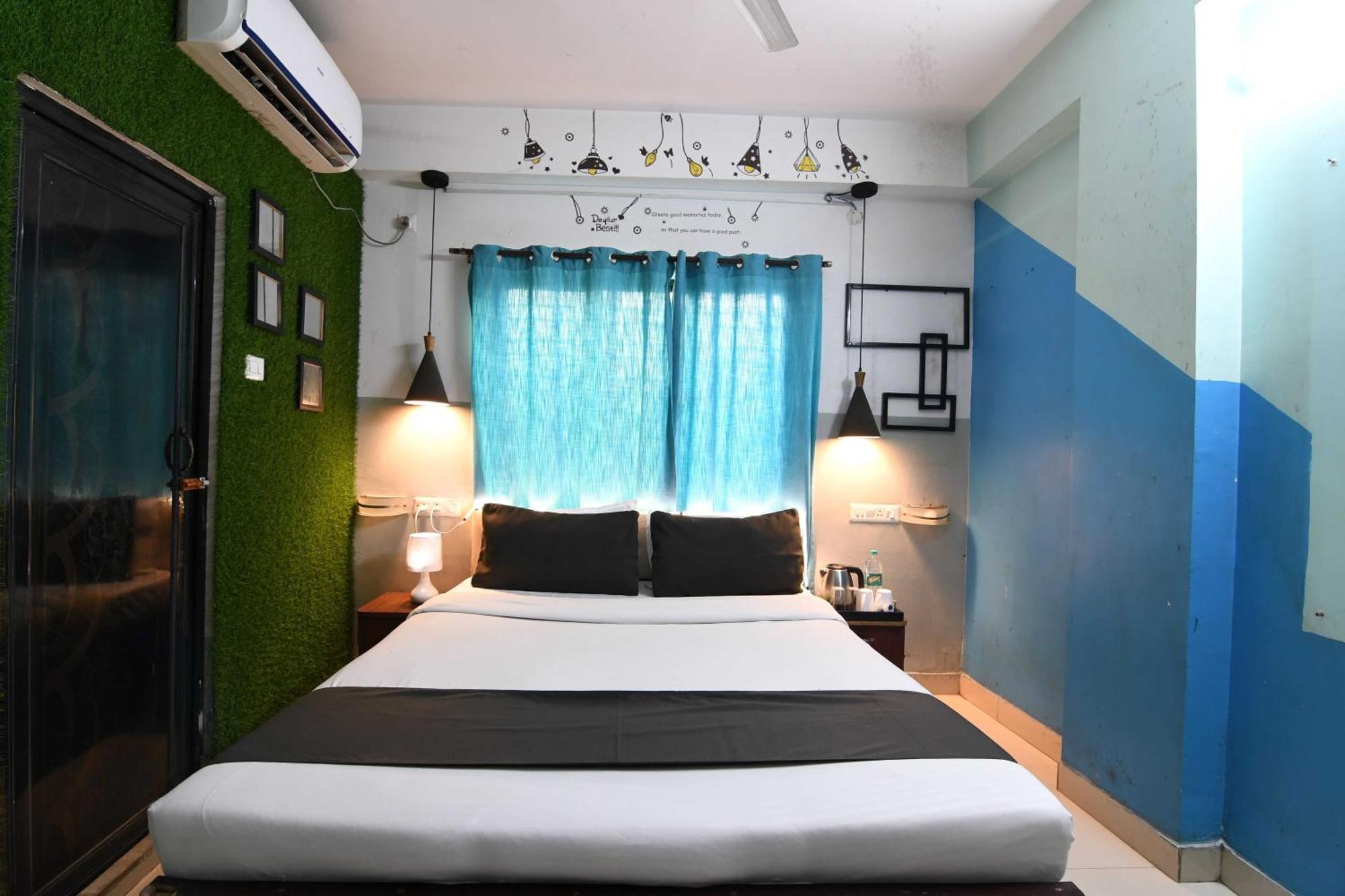Capital O 82026 Bangur Inn Kolkata Bagian luar foto